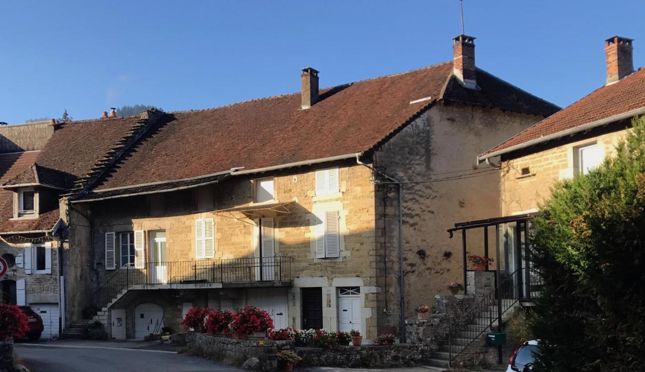 Golf Val De Sorne Vernantois Maison Vigneronne Exterior foto